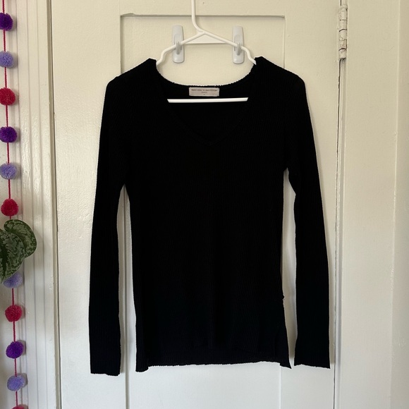 Urban Outfitters Black Ribbed Long Sleeve - Picture 2 of 10